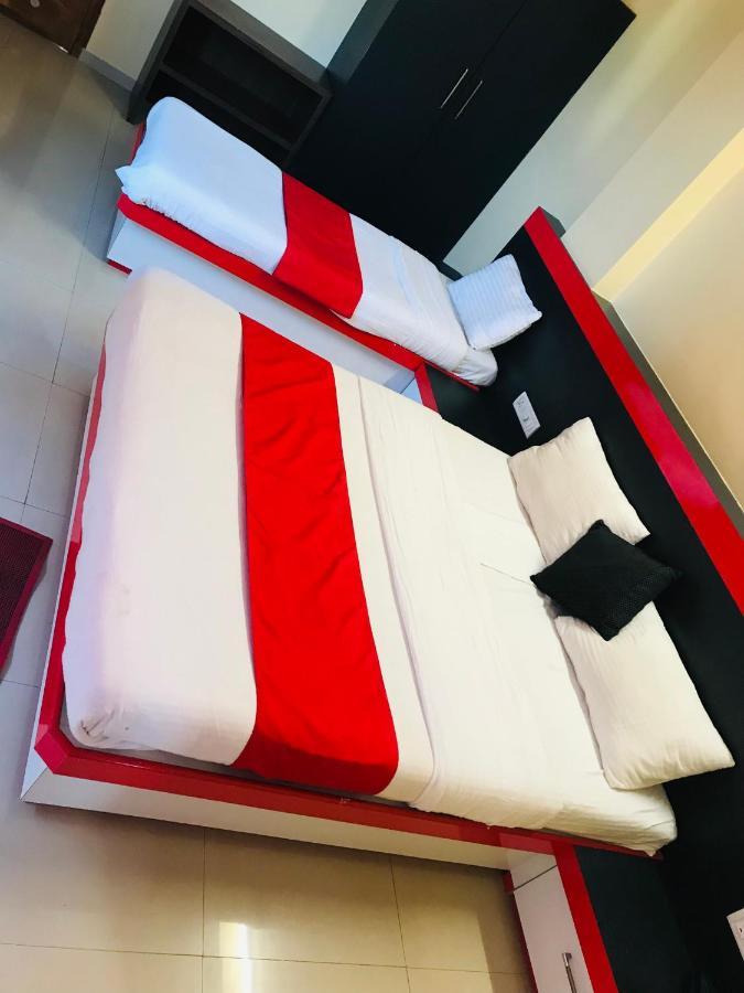 Staymaker Prakash International Gonikoppal Eksteriør billede